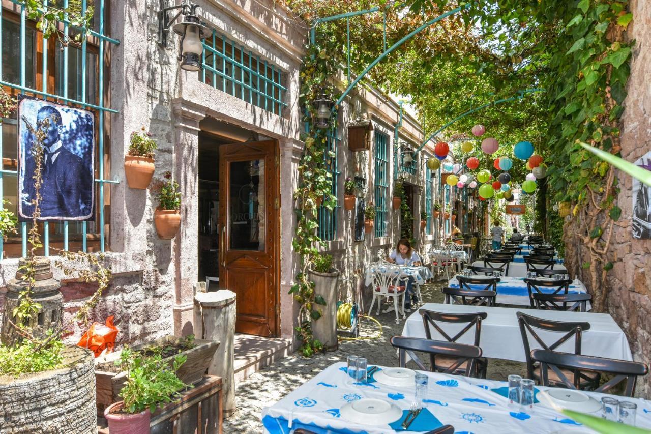 Orchis Hotel Ayvalik Exterior photo