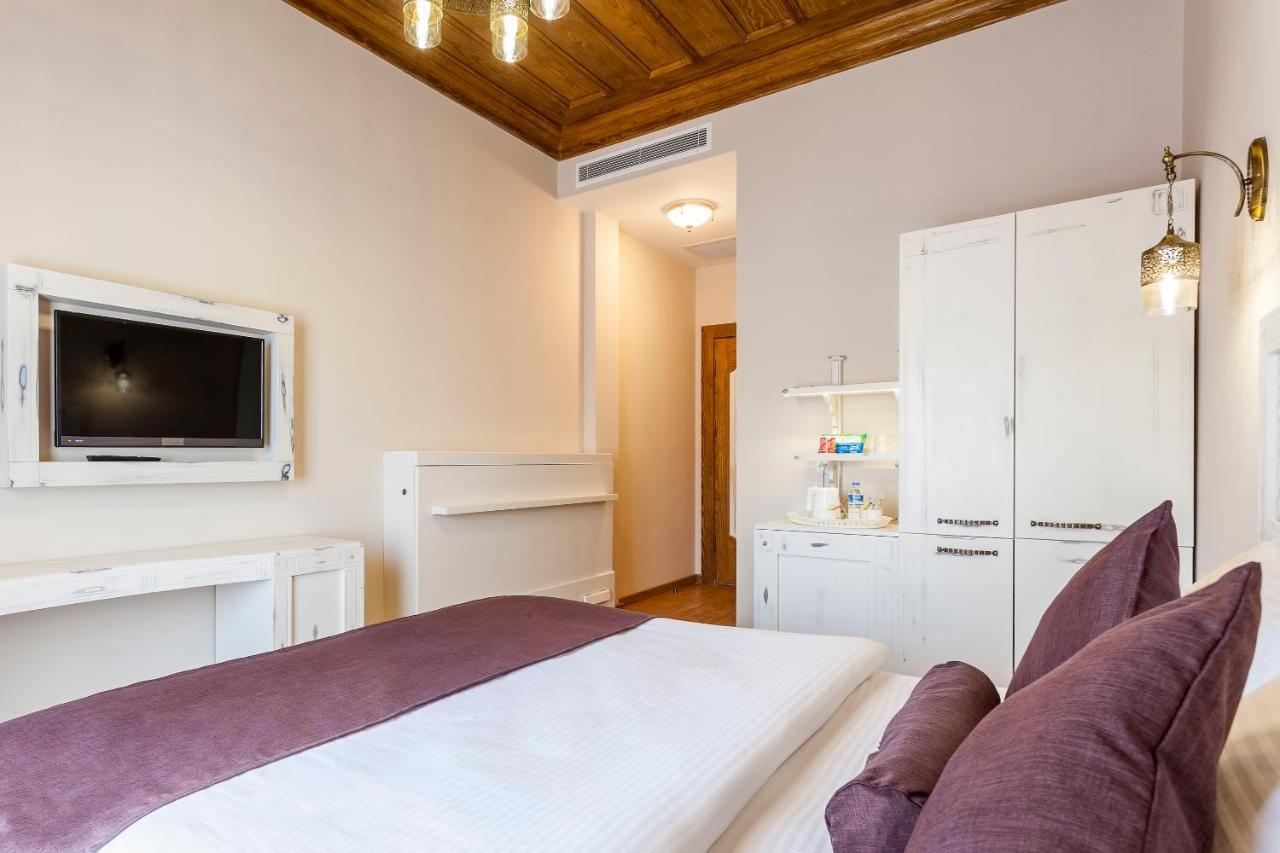 Orchis Hotel Ayvalik Exterior photo